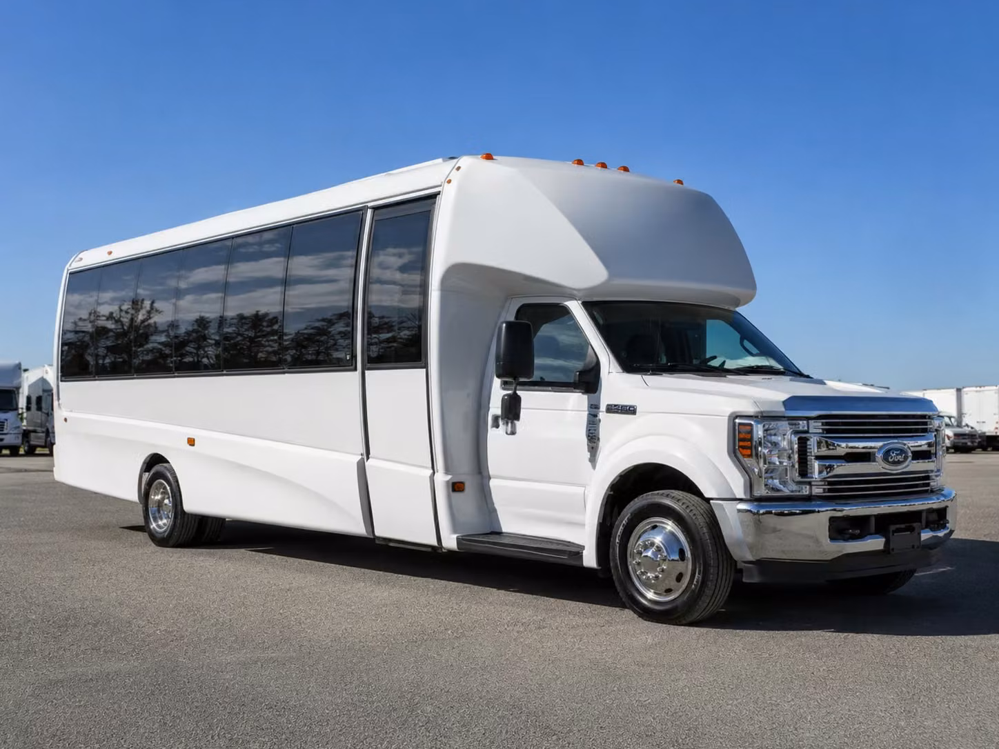18 passenger minibus