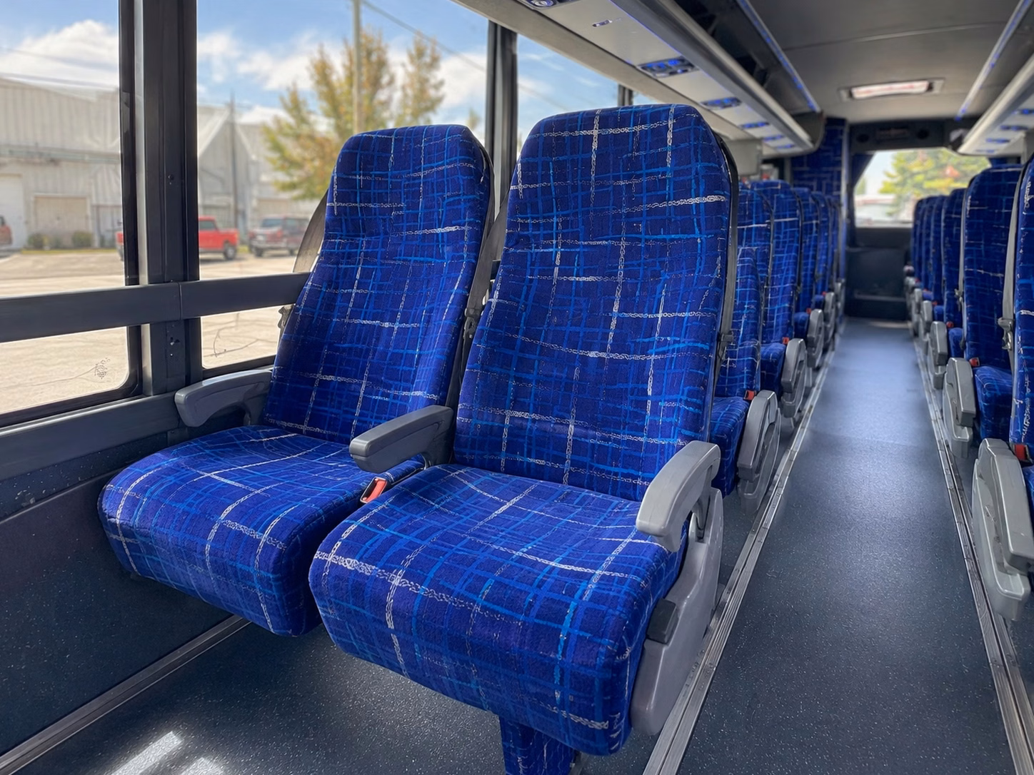 finding group transportation to redding riverhawks games and northern california baseball events